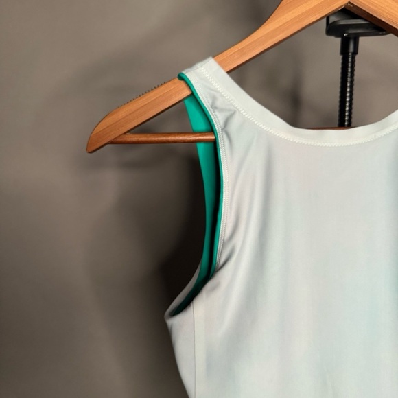 ADAY Reversible Vibrant Green / White One-Piece For the Win Swimsuit Size XS - Picture 6 of 16